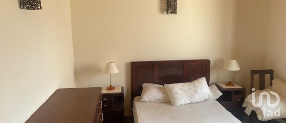 House T5 in Longueira/Almograve of 150 m²