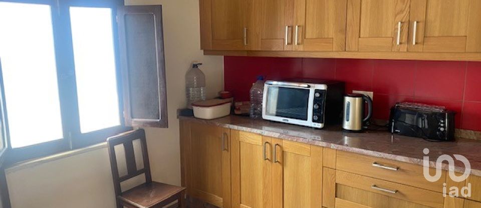 House T5 in Longueira/Almograve of 150 m²