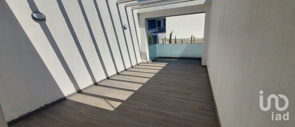 Maison T4 à Albufeira e Olhos de Água de 373 m²