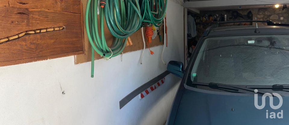 Moradia T4 em Vouzela e Paços de Vilharigues de 210 m²