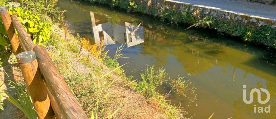 Moradia T4 em Vouzela e Paços de Vilharigues de 210 m²