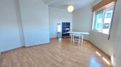 Apartment T2 in Faro (Sé e São Pedro) of 80 m²