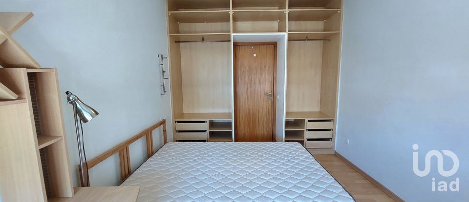 Apartment T2 in Faro (Sé e São Pedro) of 80 m²