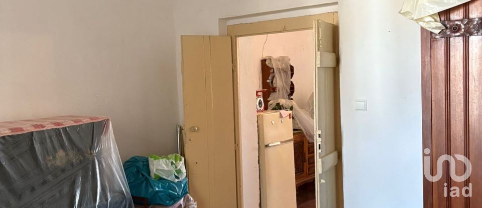 House T2 in Corte do Pinto of 90 m²