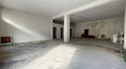 Parking/garage/box à Barcelos, Vila Boa e Vila Frescainha (São Martinho e São Pedro) de 118 m²