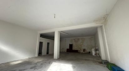 Parking/garage/box à Barcelos, Vila Boa e Vila Frescainha (São Martinho e São Pedro) de 118 m²