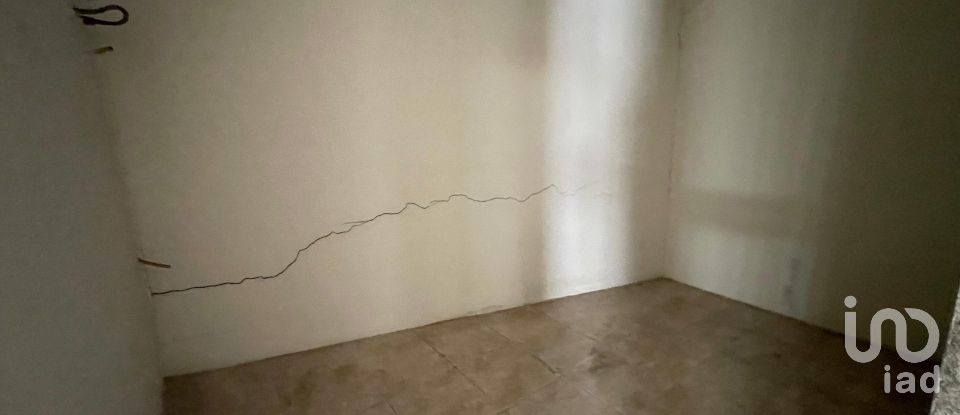 Parking/garage/box à Barcelos, Vila Boa e Vila Frescainha (São Martinho e São Pedro) de 118 m²