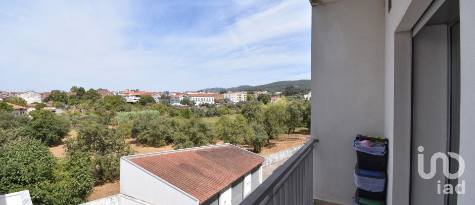Appartement T5 à Avelar de 302 m²