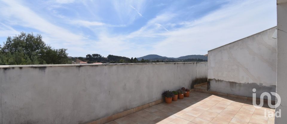 Appartement T5 à Avelar de 302 m²