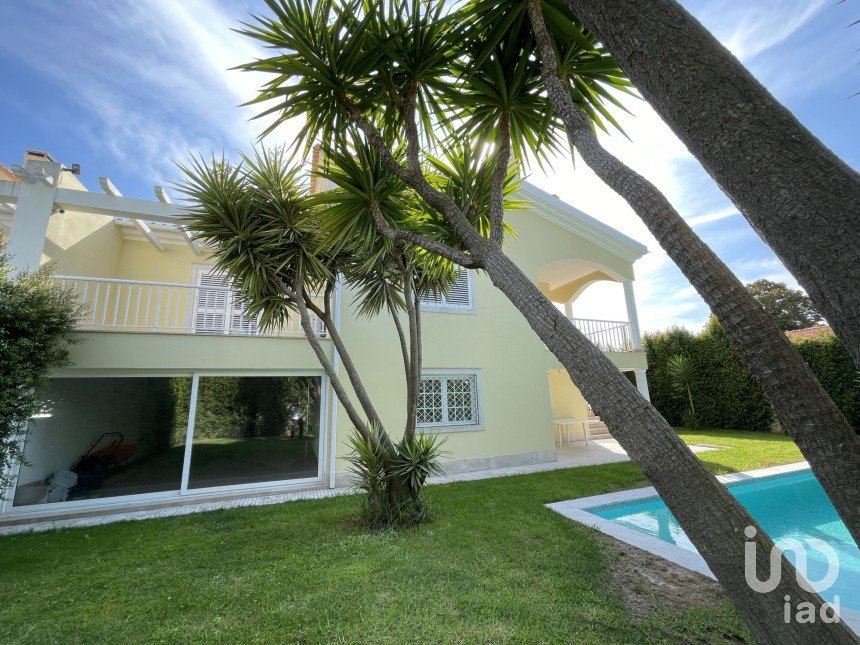 Moradia T5 em Corroios de 248 m²