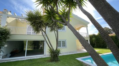 House T5 in Corroios of 248 m²