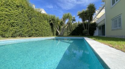 House T5 in Corroios of 248 m²