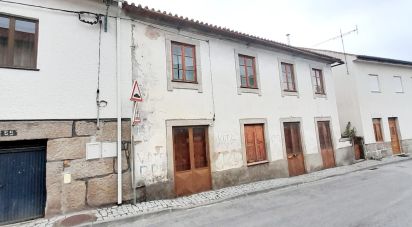 Maison T5 à Seixo da Beira de 180 m²