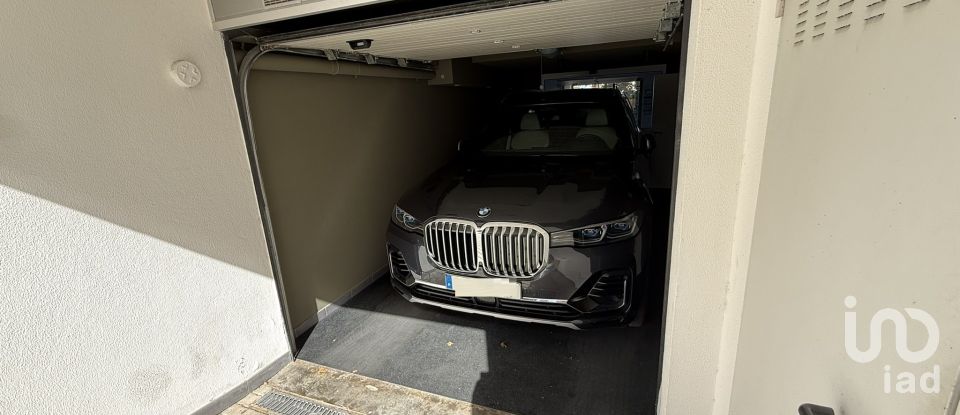 Moradia T3 em Charneca De Caparica E Sobreda de 134 m²