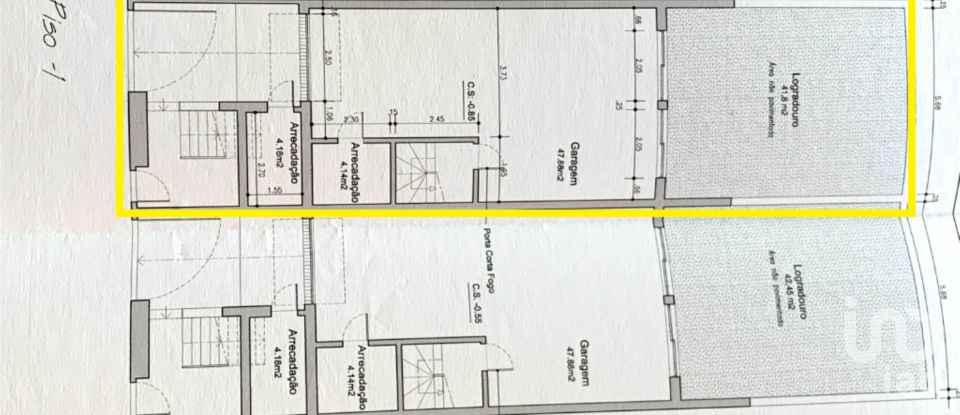 Moradia T3 em Charneca De Caparica E Sobreda de 134 m²