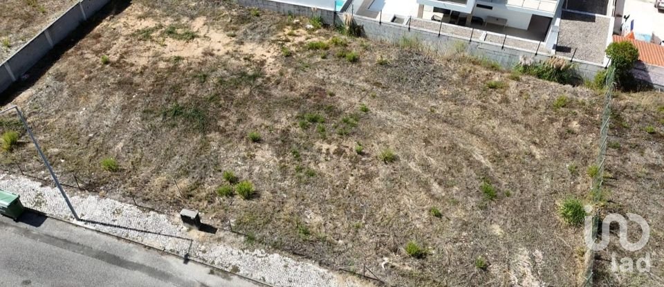 Land in Rio Maior of 561 m²