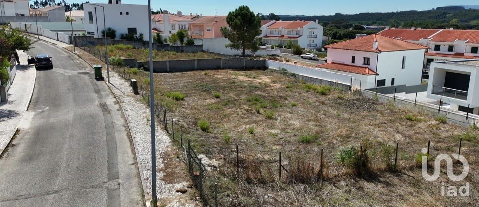 Terreno em Rio Maior de 561 m²