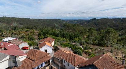 Maison de village T3 à Carvalho de 254 m²
