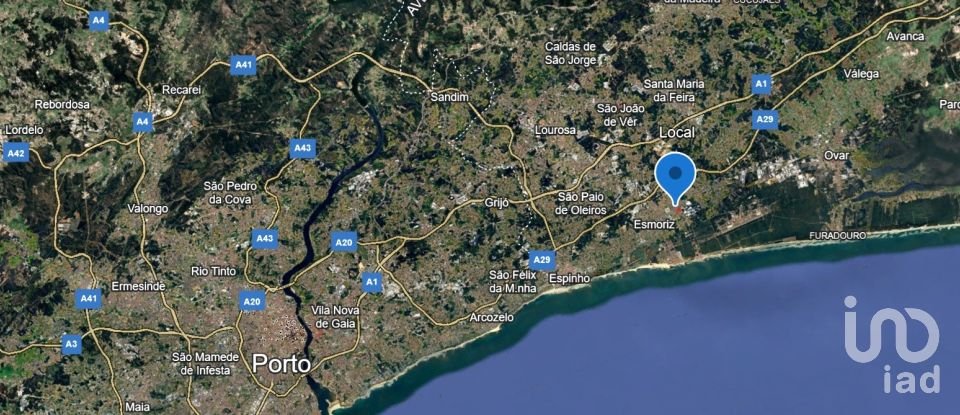 Land in Cortegaça of 1,593 m²