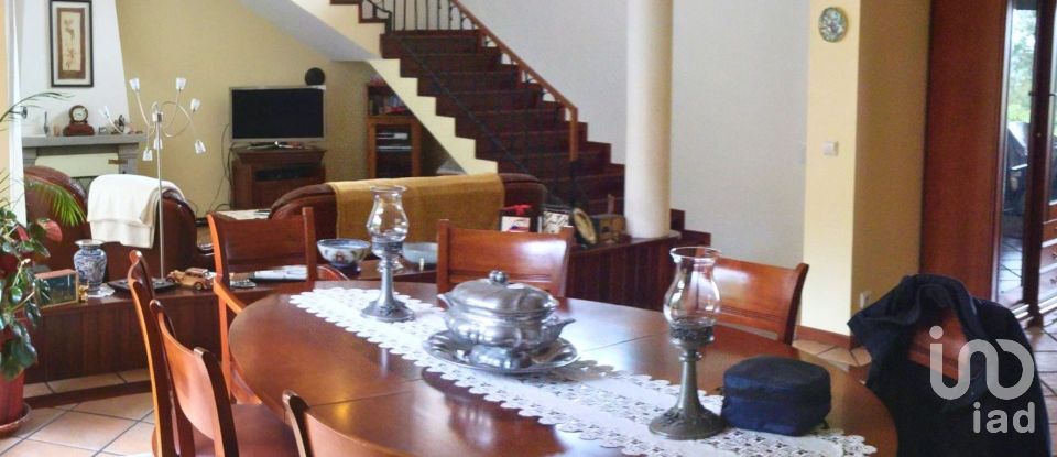 Maison T3 à Ossela de 336 m²