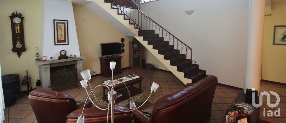 Maison T3 à Ossela de 336 m²