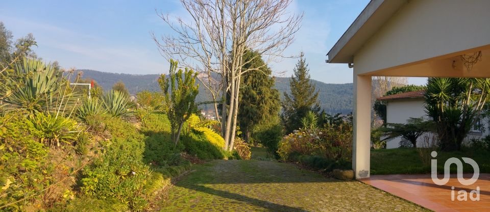 Maison T3 à Ossela de 336 m²