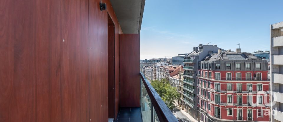 Appartement T1 à Santo António de 83 m²