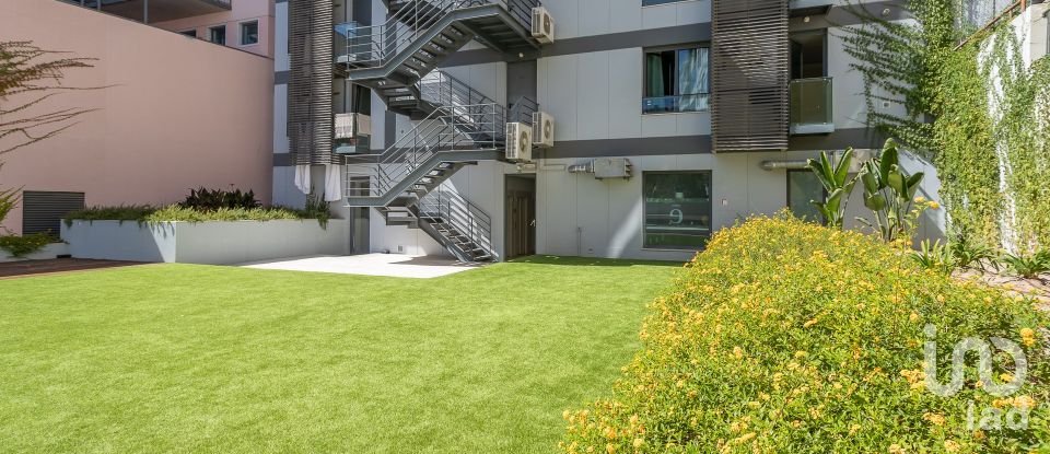 Appartement T1 à Santo António de 83 m²