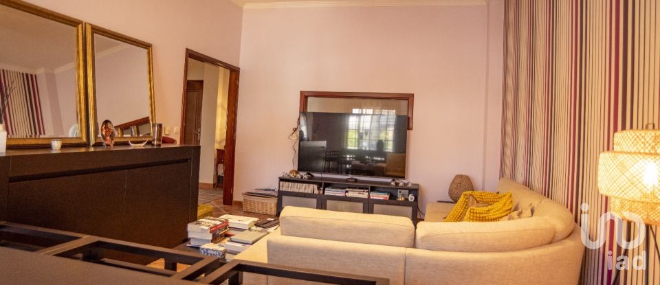 Moradia T3 em Sanfins lamoso codessos de 243 m²