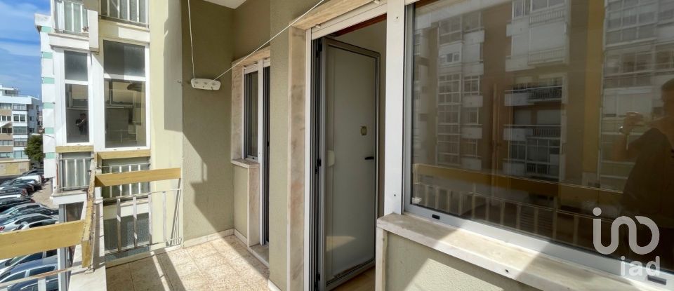 Appartement T2 à Oeiras e São Julião da Barra, Paço de Arcos e Caxias de 81 m²