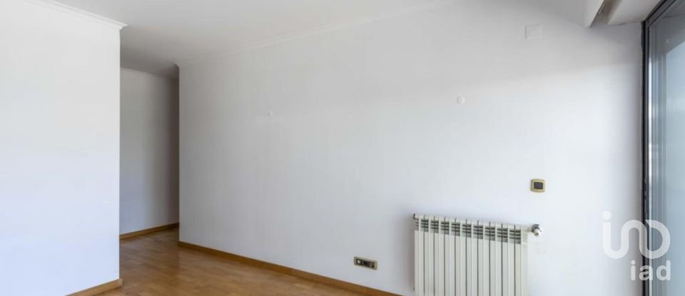 Apartment T2 in Alcântara of 123 m²