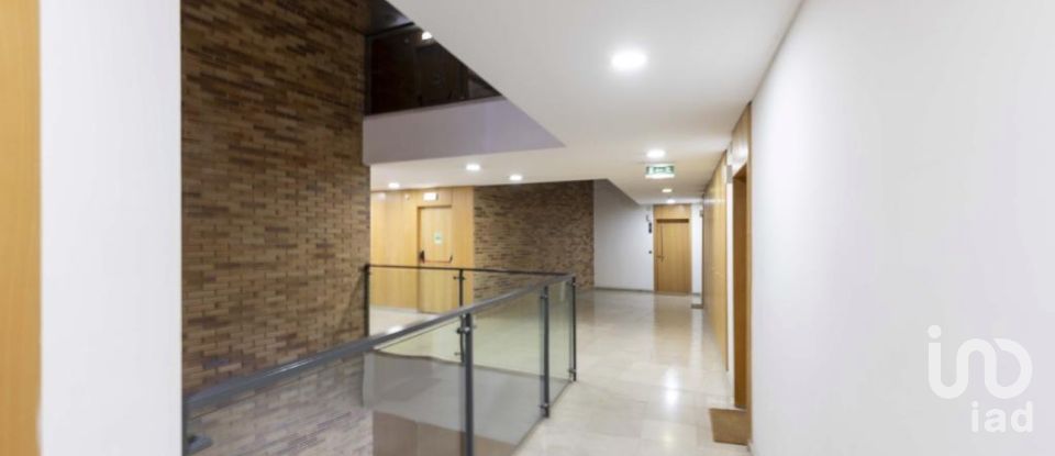 Apartment T2 in Alcântara of 123 m²