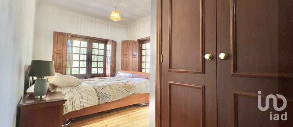 Quinta T4 em Crasto, Ruivos e Grovelas de 341 m²