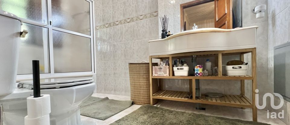 Quinta T4 em Crasto, Ruivos e Grovelas de 341 m²