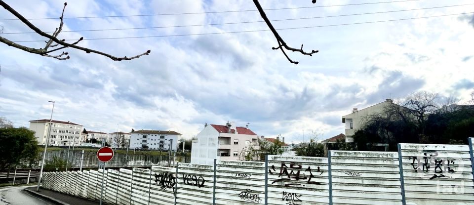 Terreno em Campanhã de 2 170 m²