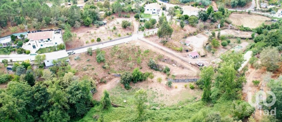 Terreno em Santo isidoro e livração de 2 100 m²