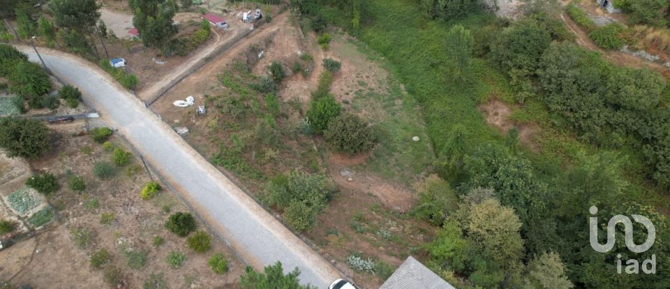 Terreno em Santo isidoro e livração de 2 100 m²
