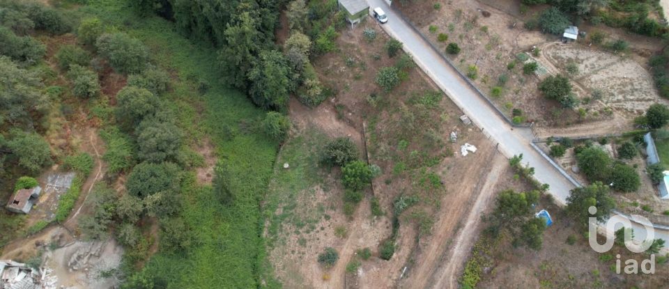 Terreno em Santo isidoro e livração de 2 100 m²