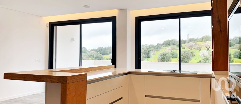 Moradia T3 em Loulé (São Sebastião) de 240 m²