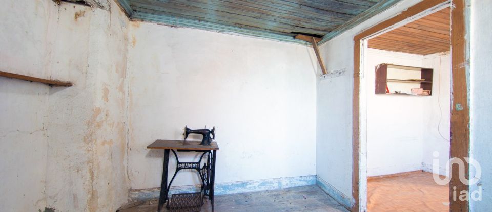 House T3 in Lousã e Vilarinho of 170 m²