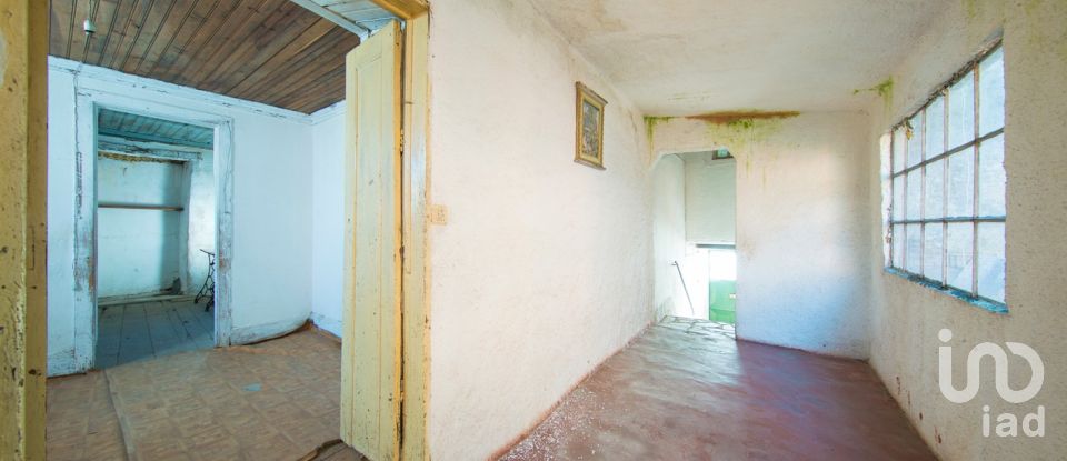 House T3 in Lousã e Vilarinho of 170 m²