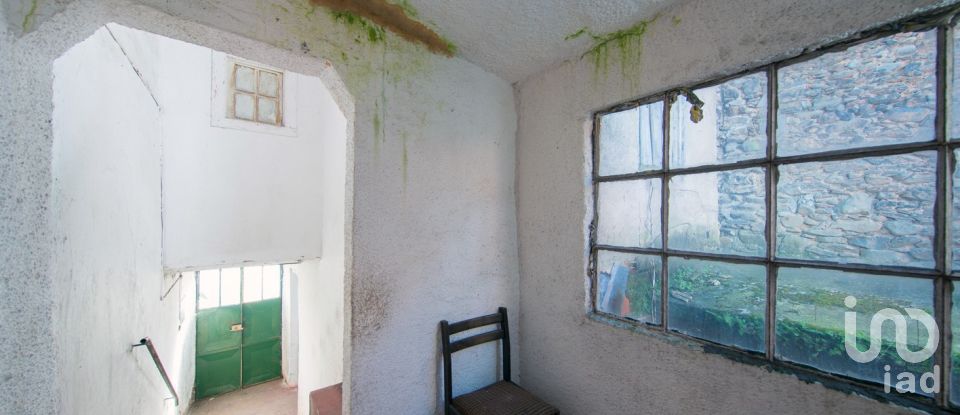 House T3 in Lousã e Vilarinho of 170 m²