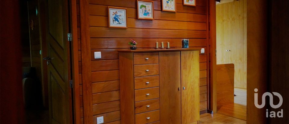 Maison T4 à Juncal de 354 m²