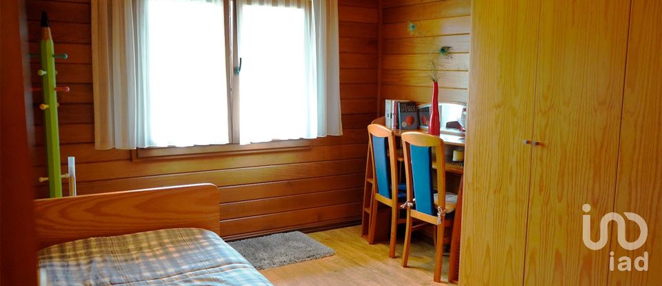 Maison T4 à Juncal de 354 m²