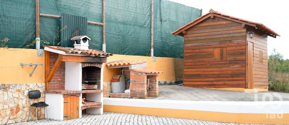 Maison T4 à Juncal de 354 m²