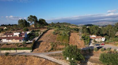 Terrain à Vila Boa de Quires e Maureles de 2 600 m²