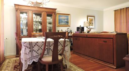 Maison T3 à São Domingos de Rana de 178 m²