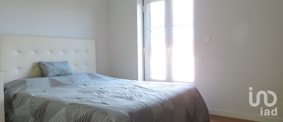 Maison T3 à São Domingos de Rana de 178 m²