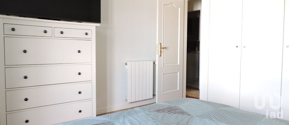 Maison T3 à São Domingos de Rana de 178 m²