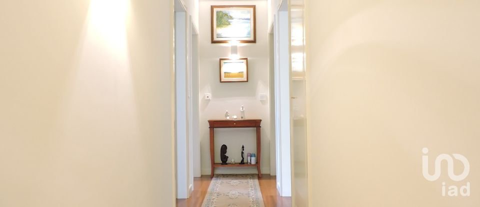 Maison T3 à São Domingos de Rana de 178 m²